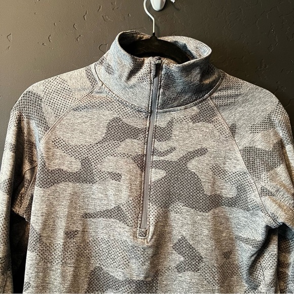 Mondetta Womens Camo Activewear Pullover Size:L - Picture 8 of 11